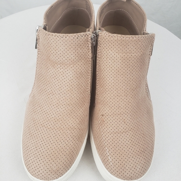 Time And Tru Tan Ankle Booties Sz 6 - Picture 3 of 9